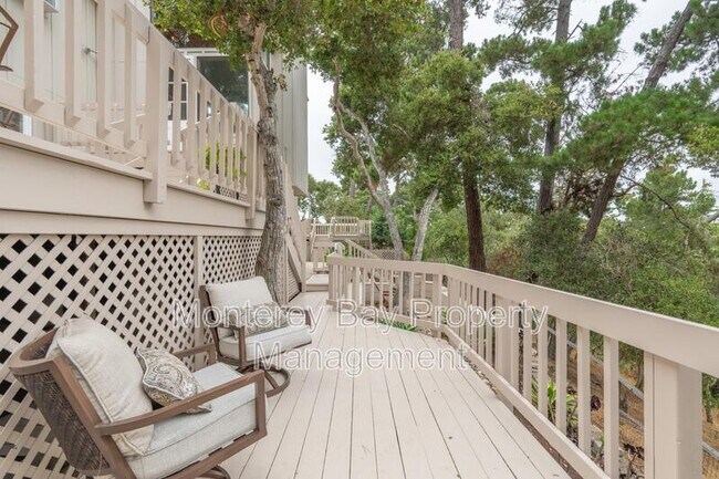 Building Photo - 18 Deer Stalker Path