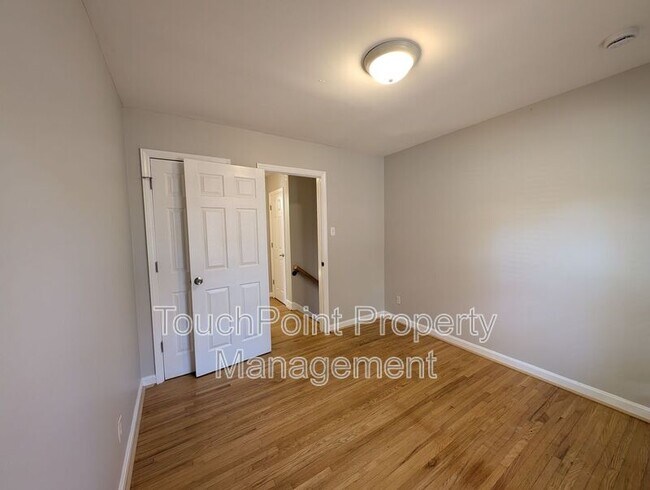 Building Photo - 3331 Donovan Pl