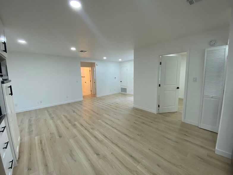 Building Photo - 24223 Arch St