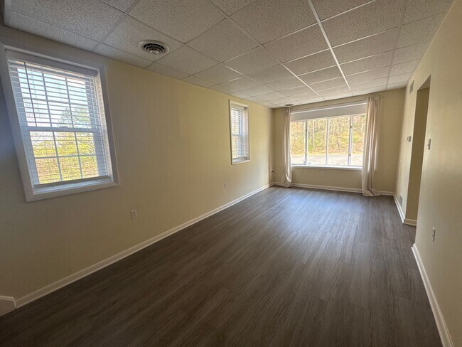 Building Photo - 3676 Lower Saucon Rd