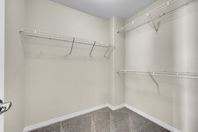 Building Photo - $2,750.00 - 6 Bedrooms, 3.5 Bathrooms, Single Family Home in Colorado Springs with Fenced Yard!