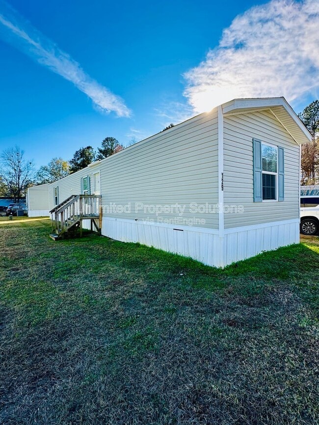 Building Photo - 9765 Old Mill Rd