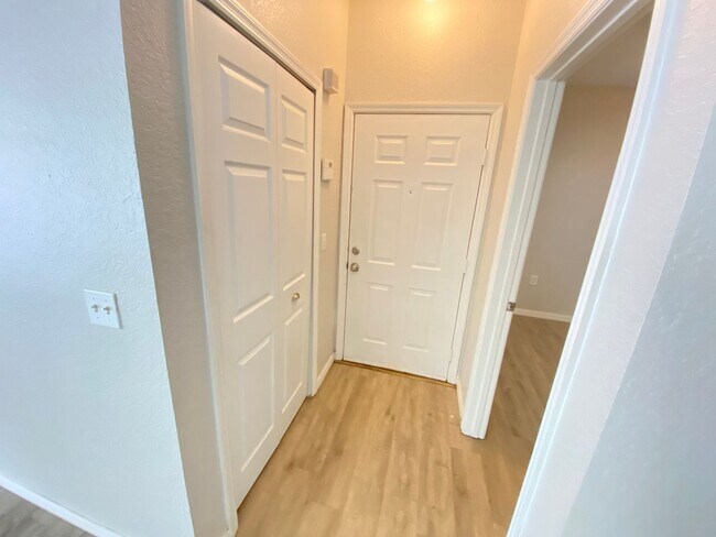 Building Photo - Park Central Gated Community!!2/2 with a G...