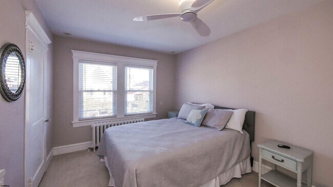 Building Photo - 26 S Oakland Ave