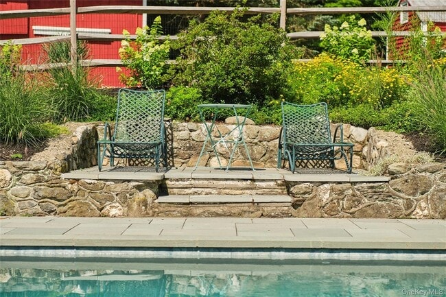 Building Photo - 41 Seelbach Ln