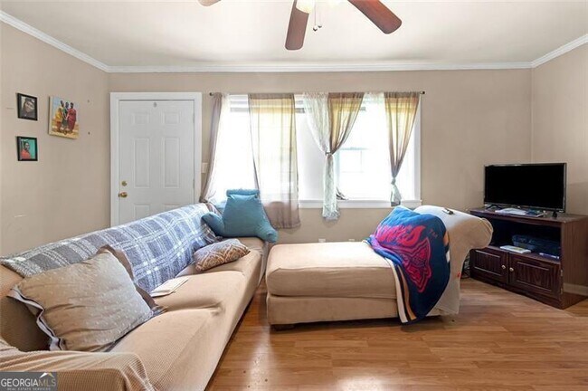 Building Photo - 306 Laney Rd