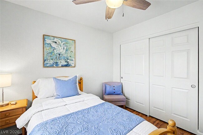 Building Photo - 2025 Shining Feather Ln