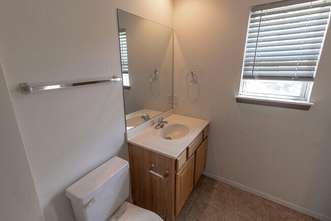 Building Photo - 1621 Citadel Dr