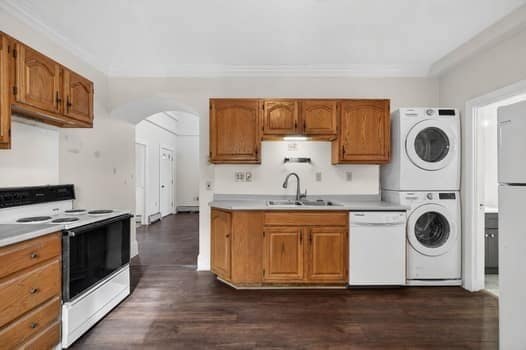 Building Photo - 102 Market St