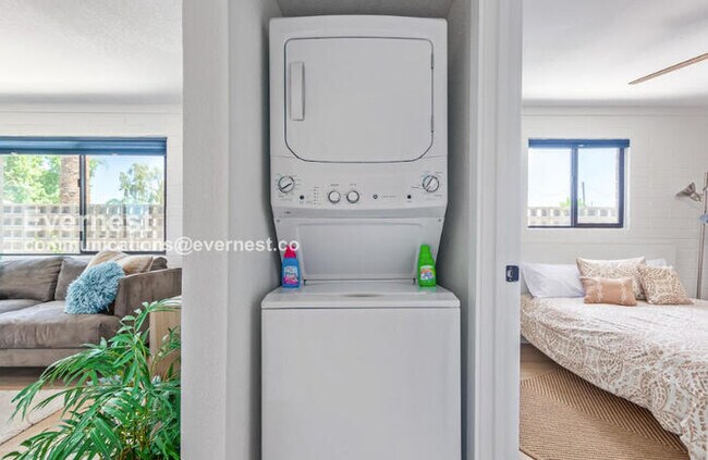 Building Photo - 4402 N 14th St