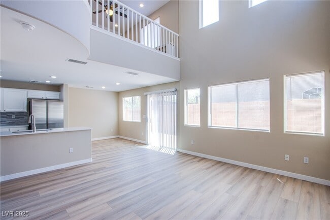 Building Photo - 5863 W Baroque Gold Ct