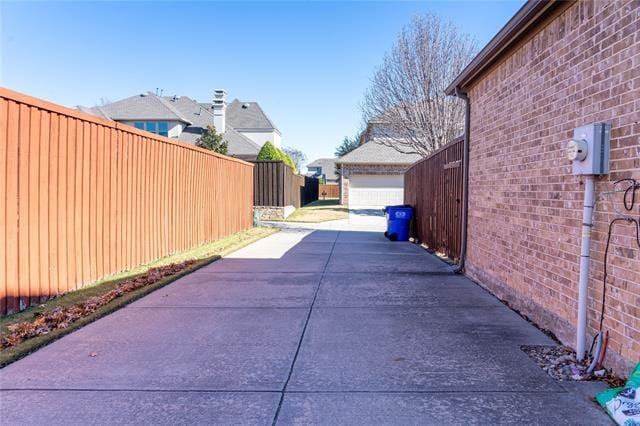 Building Photo - 1836 Walnut Springs Dr