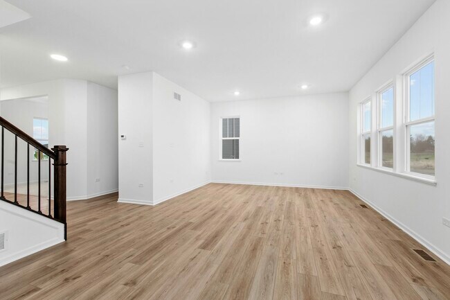 Building Photo - 10973 Green Pl