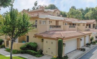 Building Photo - 23924 Arroyo Park Dr