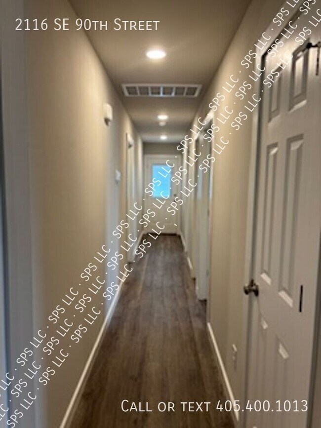 Building Photo - 2116 SE 90th St