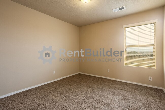 Building Photo - LEASE PENDING – PLEASE APPLY AT YOUR OWN D...