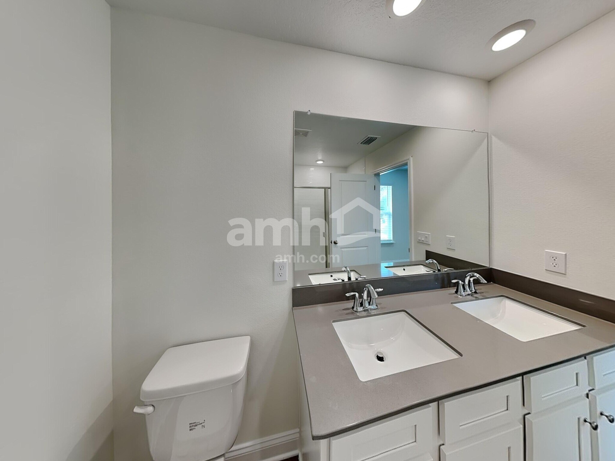 Building Photo - 1060 Grafton Ridge Dr