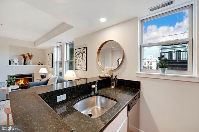 Building Photo - 2535 13th St NW