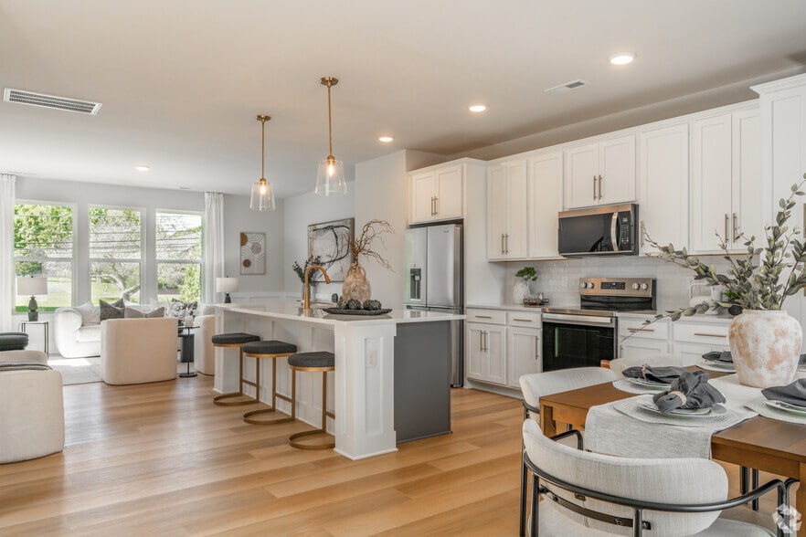 4BR, 3.5BA - 2,219SF - Great Room - The Towns at Rocky River