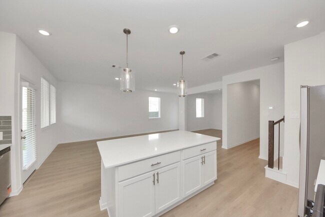 Building Photo - 1043 Cedar Pl Ln
