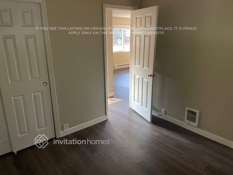 Building Photo - 629 57th St SW