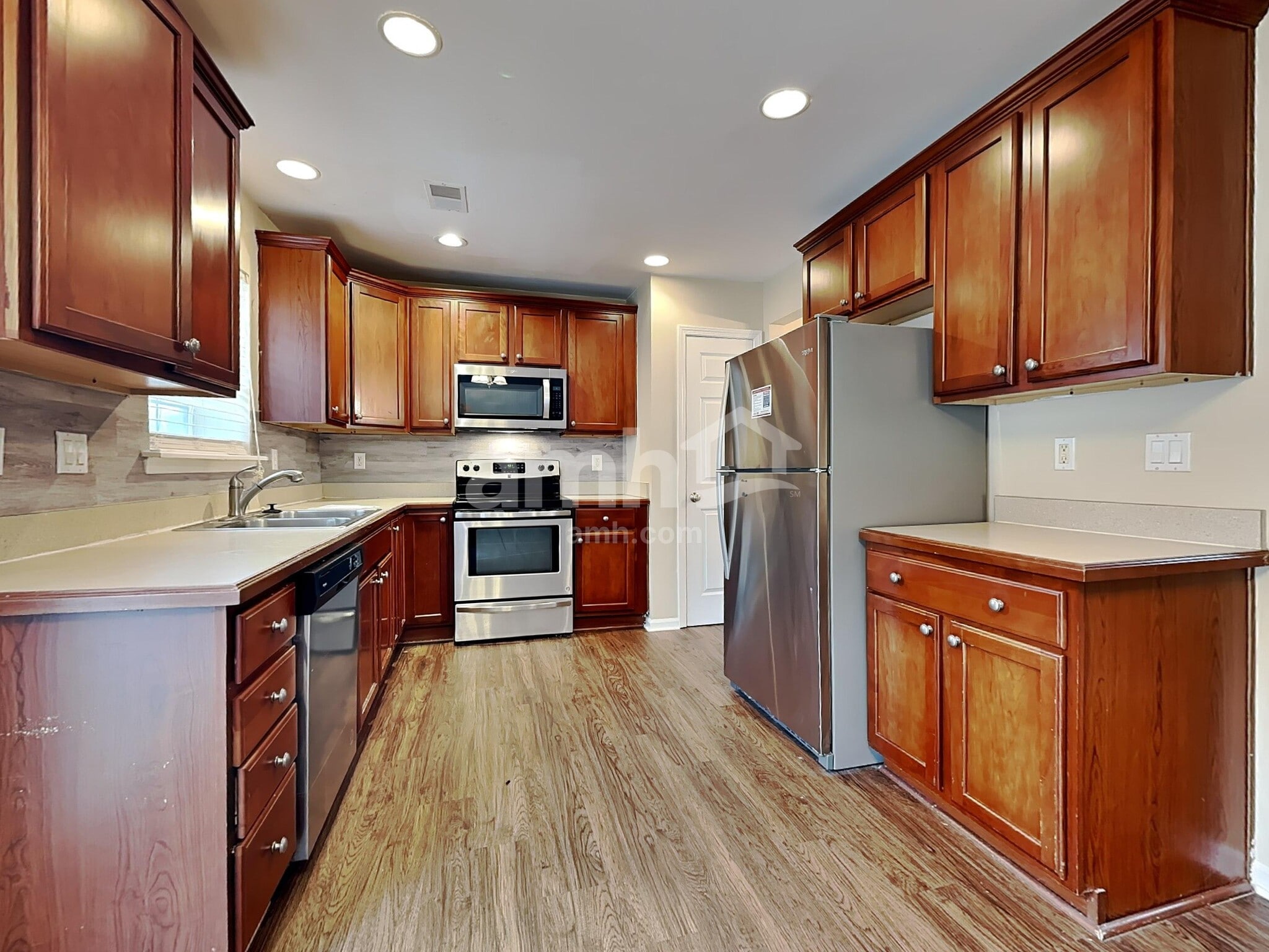 Building Photo - 2236 Blakers Blvd