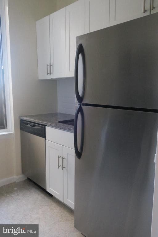 Building Photo - 135 S 19th St