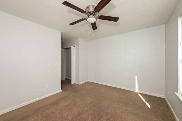 Building Photo - 180 Odyssey Turn NW