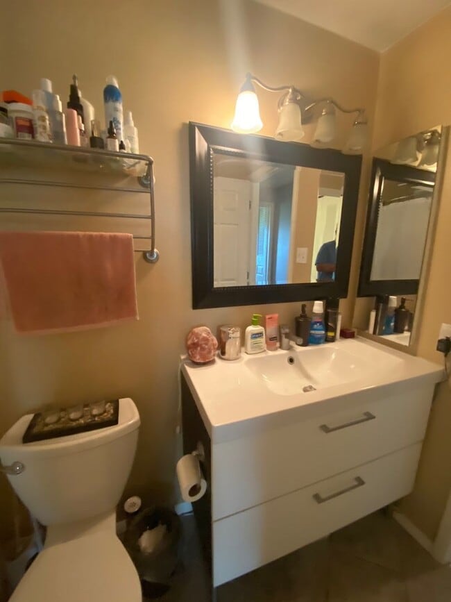 Building Photo - Bridgeville - 2 Bedroom, 1.5 Bathroom Town...