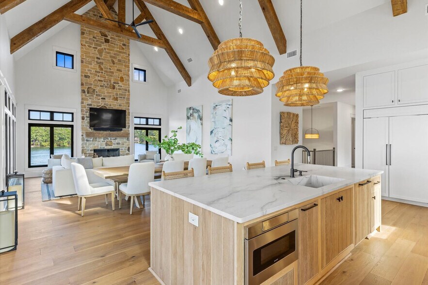 Building Photo - 388 Gatewood Dr