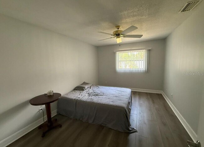 Building Photo - 2821 Swifton Dr