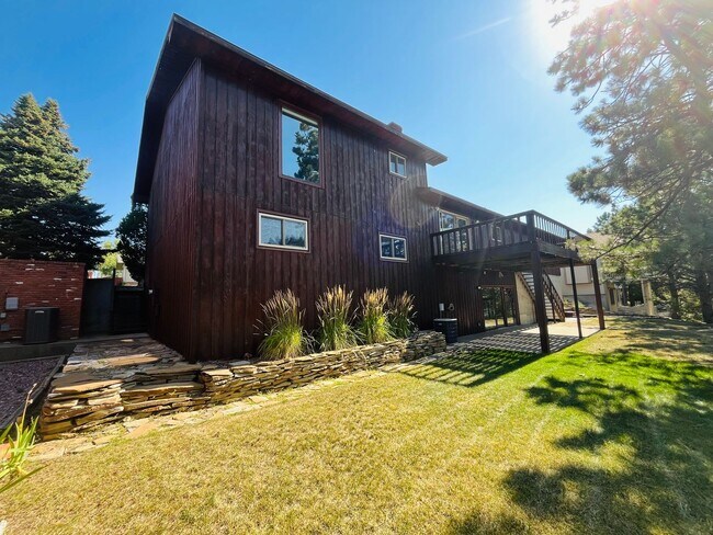 Building Photo - Beautiful 5 bed/3 Bath Home in Heights