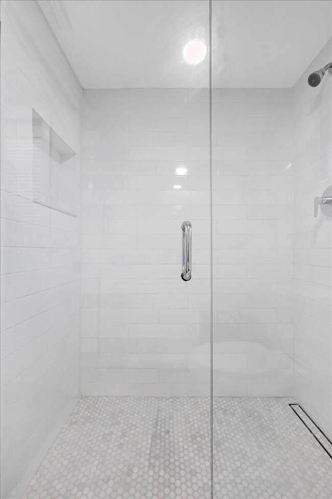 Building Photo - 11863 Wimbledon Cir
