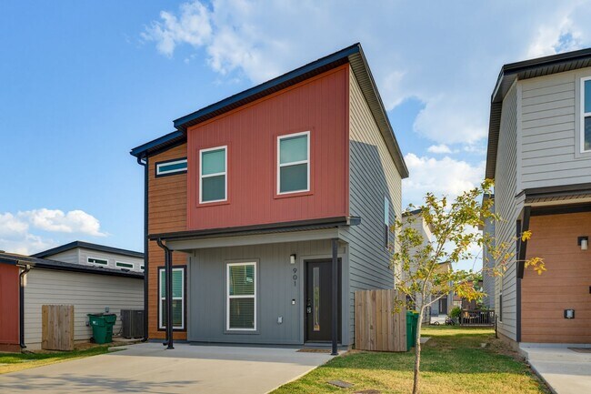Building Photo - 901 Tennessee Ave