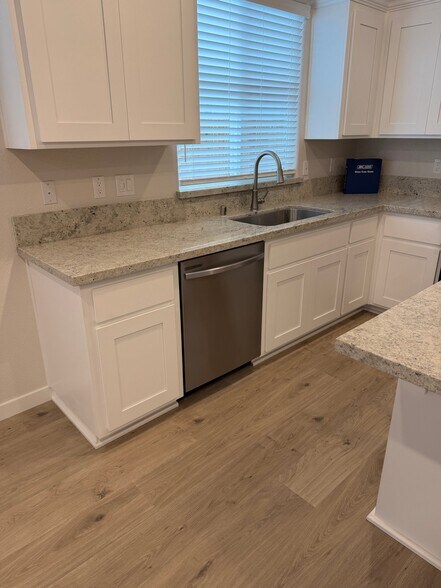 Building Photo - 2777 Compile Wy