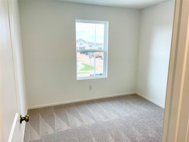 Building Photo - 6330 Breakaway Grv Dr