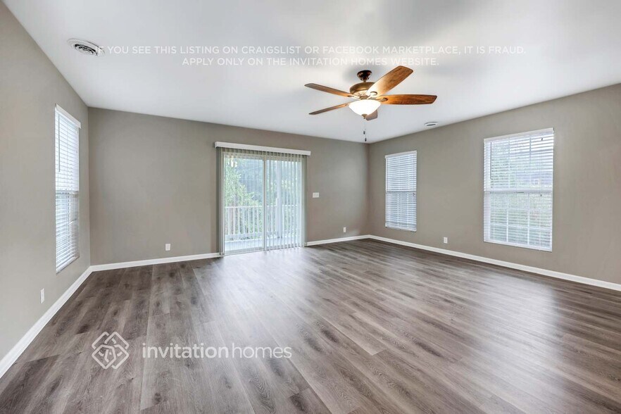 Building Photo - 337 Moncrief Ave
