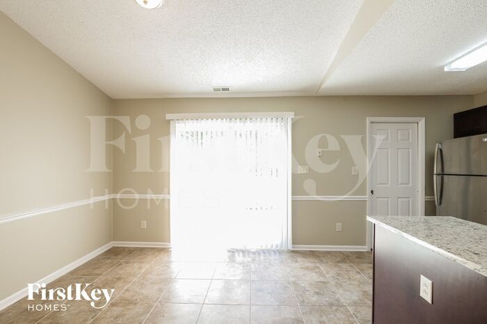 Building Photo - 3204 Faircroft Way