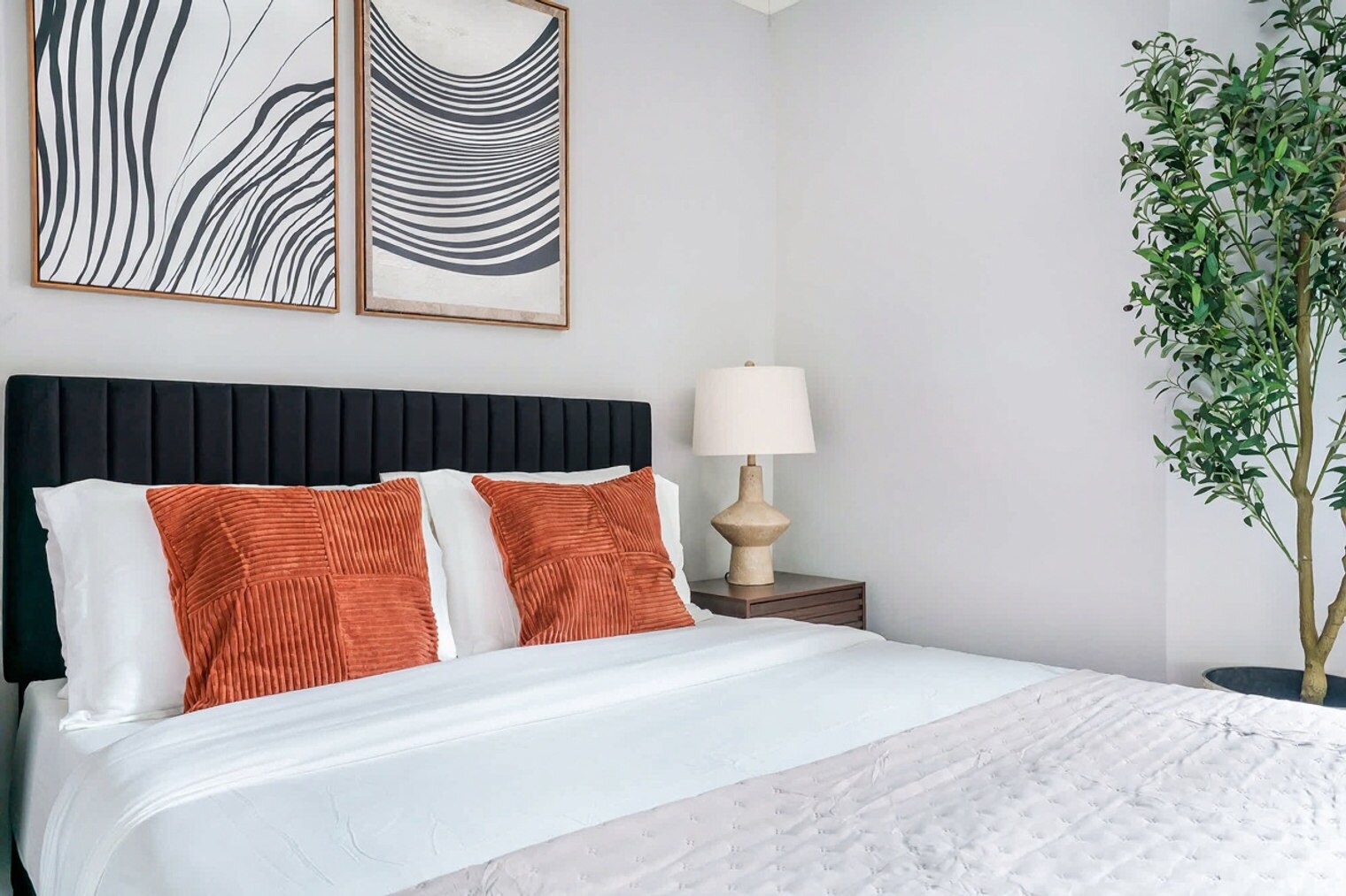 Building Photo - 234 Mott St