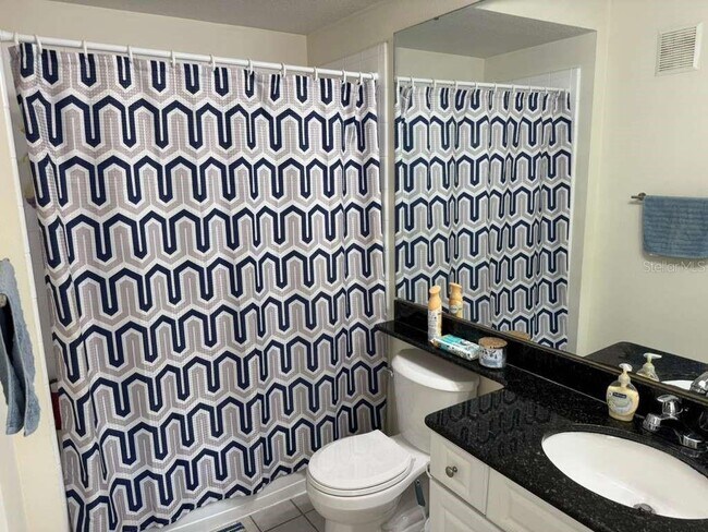 Building Photo - 14316 Fredricksburg Dr