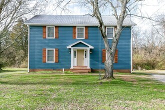 Building Photo - 1027 Chickasaw Trail