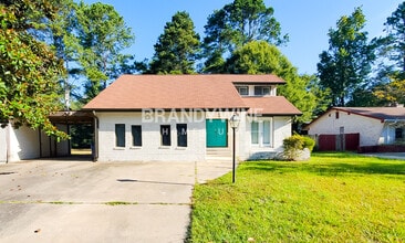 Building Photo - 3325 Devilla Trce