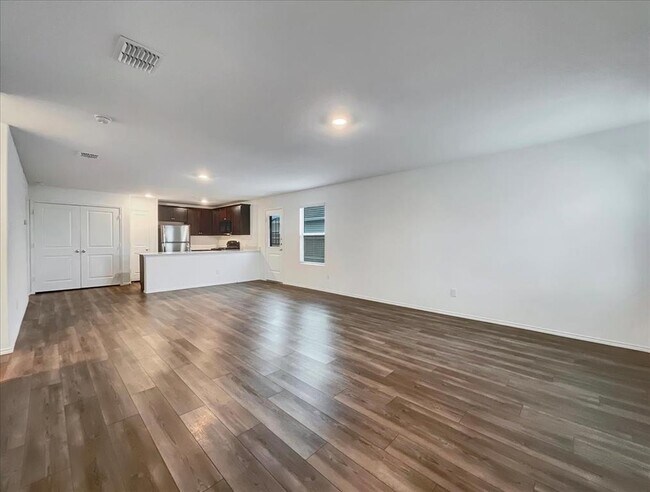 Building Photo - 7509 Jackrabbit Ave