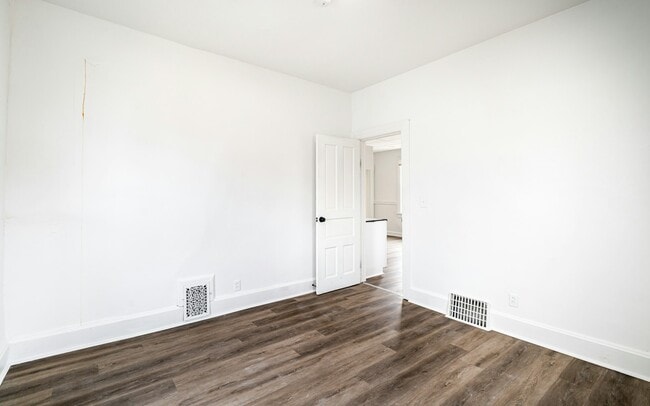 Building Photo - 2955 N 17th St