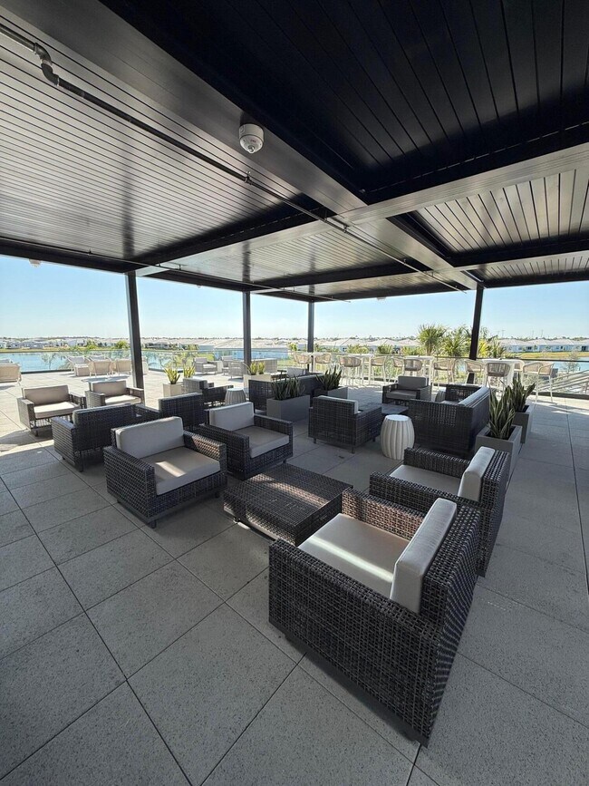 Building Photo - 12167 SW Viridian Blvd