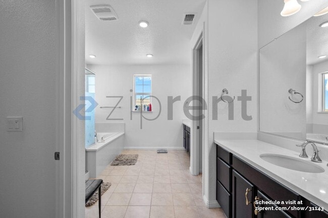 Building Photo - 15833 Beckford Ct