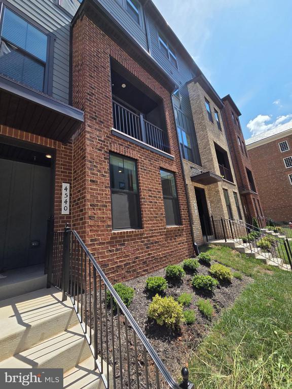 Building Photo - 4540 Dandelion Lp