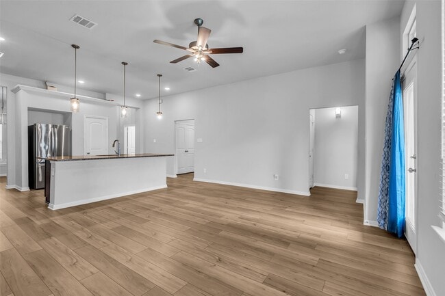 Building Photo - 3430 Redbridge court