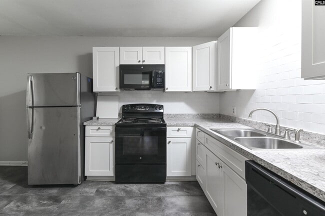 Building Photo - 101 Lambeth Dr