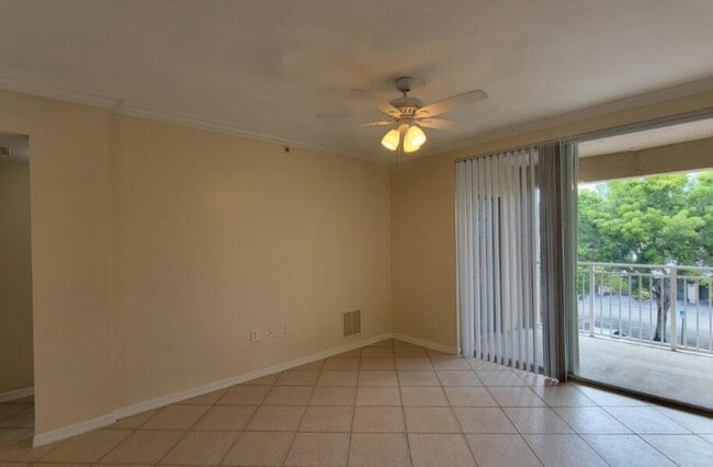 Building Photo - 6533 Emerald Dunes Dr